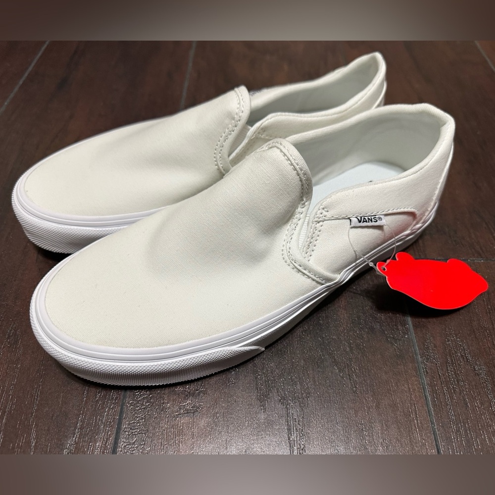 Vans Women’s True White Slip-On Sneakers Size 8